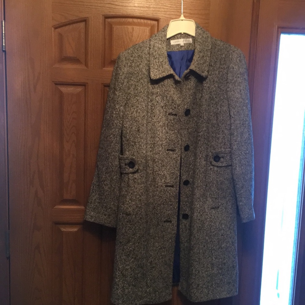 Tweed coat. Excellent condition none smoker.